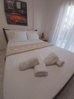 Iron/ironing board, WiFi, bed sheets - Maltepe Apartment by RentalsPro - Kallithea Halkidiki (Kallithea)