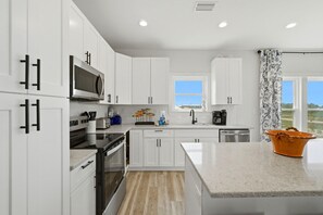 House, Multiple Beds (Tangerine Dream) | Private kitchen - Tangerine Dream (Gulf Shores)