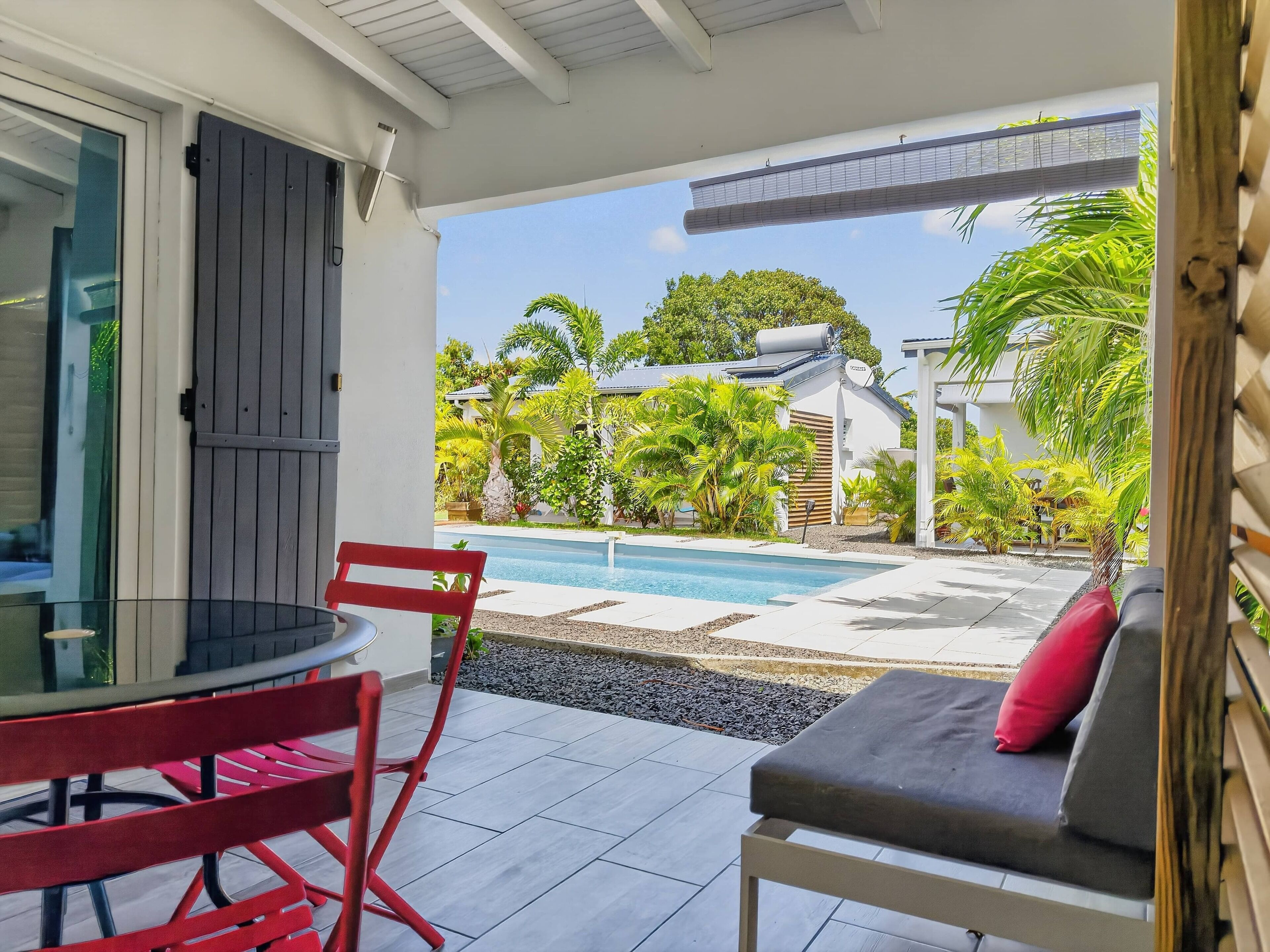 Family Bungalow, Balcony | Outdoor dining