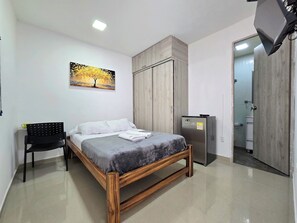 Signature Double Room | Free WiFi - HOTEL CASA MEGUA3 (Medellín)