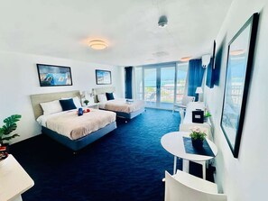 Room - Relaxing Ocean View Condo by the Beach (Carolina)