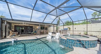 Wonderful 3-bedroom house with AC in peaceful Sarasota