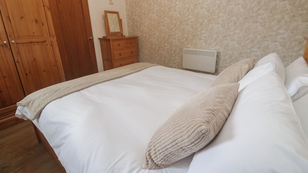 Cottage | 4 phòng ngủ, truy cập Internet không dây miễn phí, trang trí khác biệt 