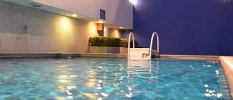Utomhuspool