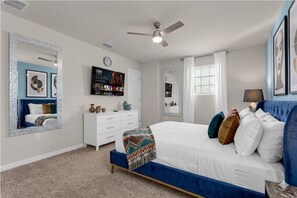 Quarto luxo, para não fumantes, não aceita animais de estimação | Wi-Fi de cortesia