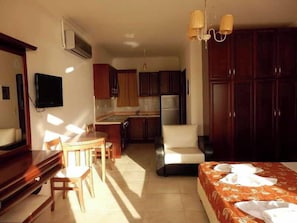Interior - Royal Beach Hotel (Karpathos)