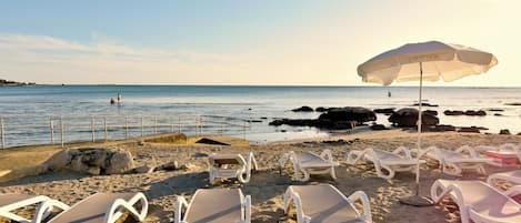 Apartment, 1 Bedroom, Terrace, Ocean View | Beach