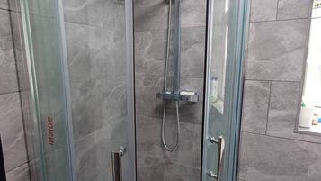 Shared Dormitory, 1 Bedroom, Smoking | Bathroom