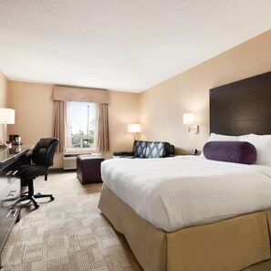Room - Days Inn Calgary Airport (Calgary)