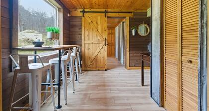 Curly's Paradise | Hocking, Game Room, Hot Tub