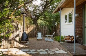 Terrace/patio - Bouldin Oasis with ADU: 2 King Suites + 2 Offices - Walkable to SoCo! (Austin)