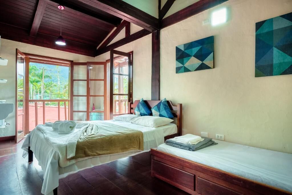 Quarto triplo superior | Wi-Fi de cortesia