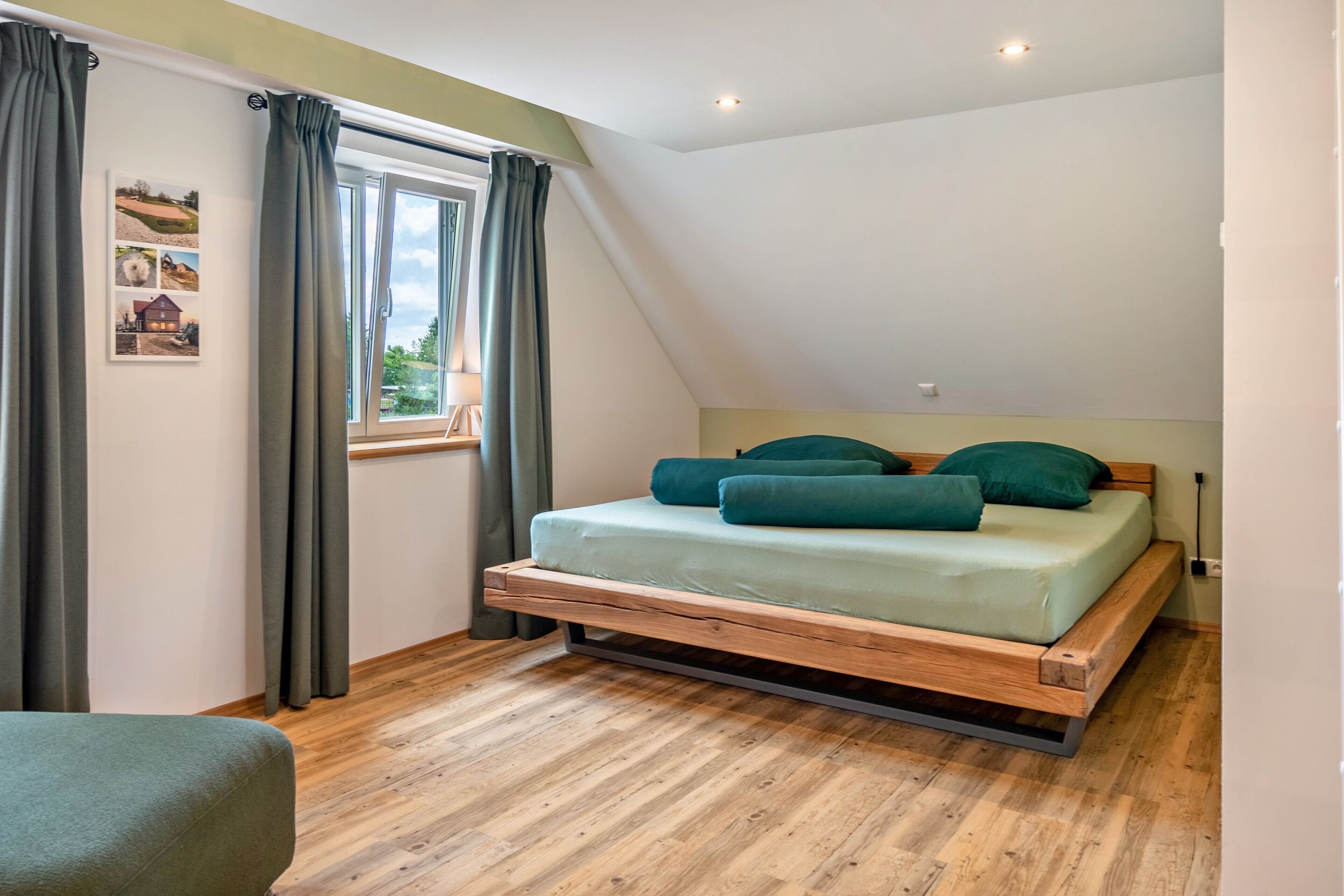 2 dormitorios, tabla de planchar con plancha, wifi y ropa de cama