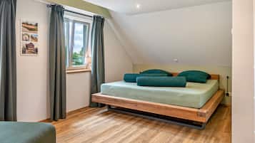 2 dormitorios, tabla de planchar con plancha, wifi y ropa de cama