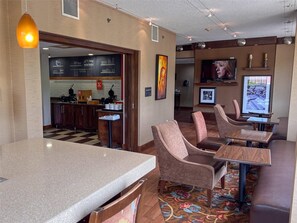 Dining - Cherokee Inn (Cherokee)