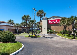 Property grounds - Beachfront Palms Resort Galveston, an Ascend Collection Hotel (Galveston)