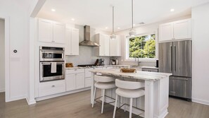 Coffee/tea maker, microwave, oven, stovetop - Charming Southampton Retreat with Heated Pool, Minutes to Shinnecock Hills... (Southampton)