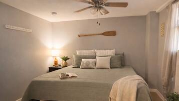 Iron/ironing board, WiFi, bed sheets