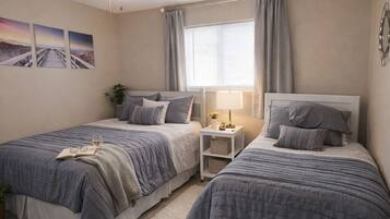 Desk, free WiFi, bed sheets
