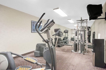 Days Inn by Wyndham Perryville