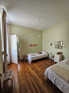 Wifi y ropa de cama