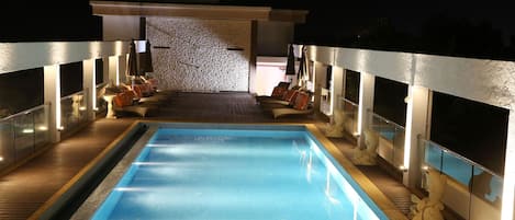 Piscina externa