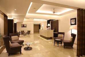 Lobby - Lemon Tree Hotel Candolim Goa (Candolim)
