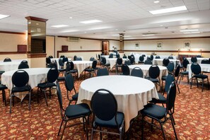 Meeting facility - Ramada Plaza by Wyndham Gatineau (Gatineau)