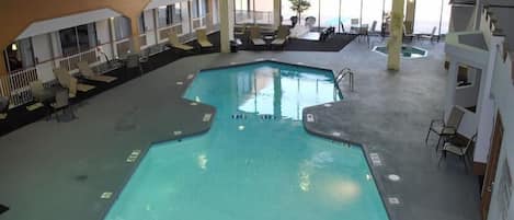 Innenpool, Außenpool