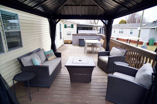 Luxury Beach Cottage Sleeps 6 Free Golf
