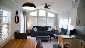 Loft, 2 Bedrooms, Patio | Living room
