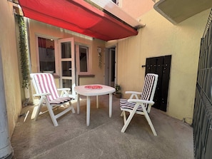 Terrace/patio - Cozy Cocoon  Thermal Baths & Mountains (Lamalou-les-Bains)