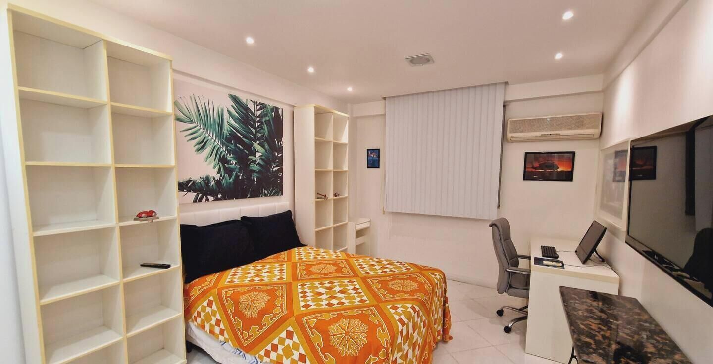 3 quartos, ferros/tábuas de passar roupa, Wi-Fi, roupa de cama
