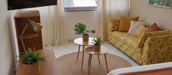 Cozy 1-bedroom hotel suite in beautiful Morada de Laranjeiras with AC