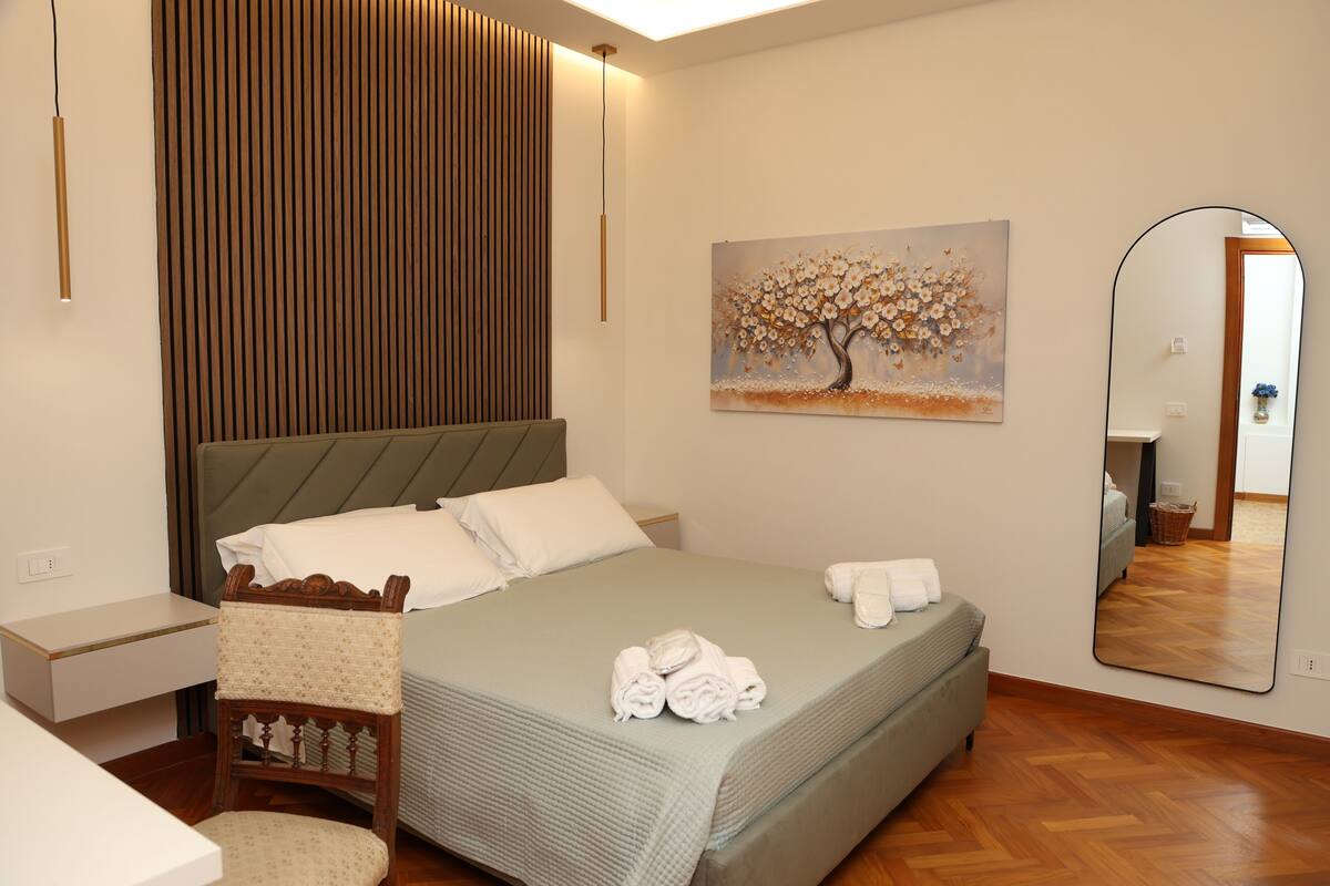 Deluxe Room, Balcony, Garden View | Desk, laptop workspace, soundproofing, free WiFi