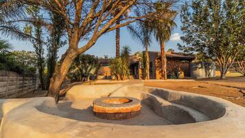 House, 4 Bedrooms, Accessible, Smoking | Terrace/patio