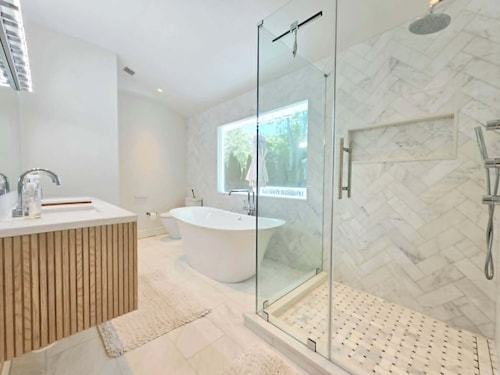 Luxury Southampton Home w. Pool, close to village and Shinnecock Hills Golf Club