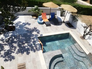 Pool - Bed and Breakfast 'Chambre Nature' with Shared Pool, Shared Garden and Wi-Fi (Hyères)