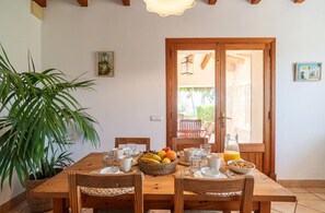 Dining - Es Molí: Views, Mallorca Essence and Private pool (Santa Eugènia)