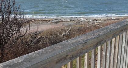 Cozy Family & Pet-Friendly Cottage | Sleeps 7 | Bay of Fundy, NS
