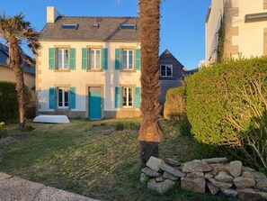 Exterior - Fisherman’s House Facing the Sea with Ocean View and Direct Beach Access – Carantec, Baie de Morlaix (Carantec)