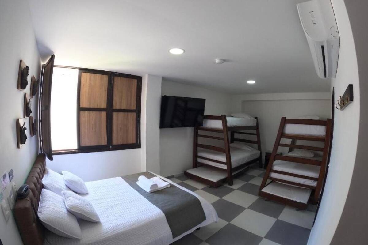 Deluxe Room | In-room safe, soundproofing, iron/ironing board, free WiFi