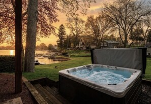 Bain à remous extérieur