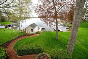 Property grounds - Lakefront Retreat on Okauchee | Theater, Hot Tub, Bunk Room + 50’ Frontage (Oconomowoc)