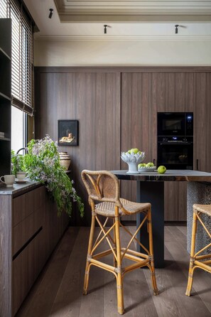 Interior - New Modern Family Apt in Golden Mile (Madrid)