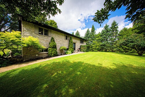 Ingrid’s Green Haven - 27 Acre Private Farm