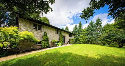 Ingrid’s Green Haven - 27 Acre Private Farm