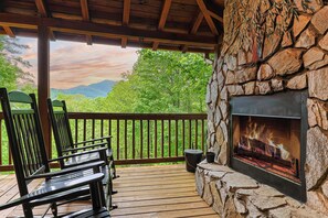 Property grounds - Where The Mountains Meet | Blue Ridge, GA (Epworth)