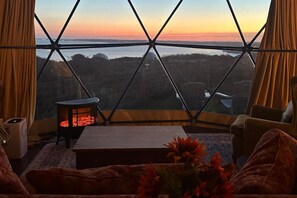Interior - Geodesic Dome With sea Views (Carmarthen)