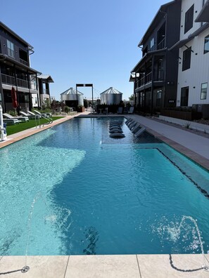 Pool - Fabulous condo in New Braunfels with swimming pool , cool AC , great  location (New Braunfels)